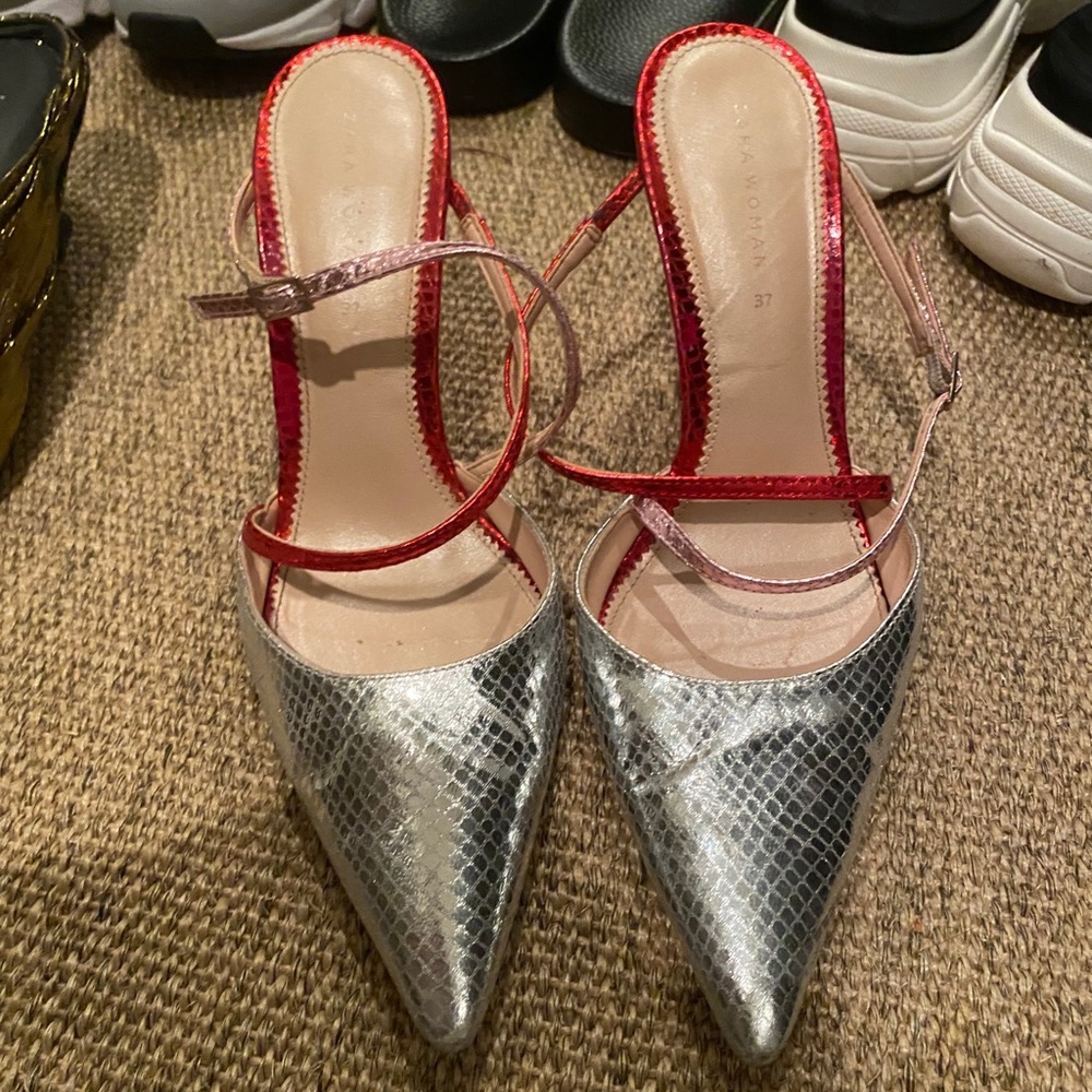 Zara silver pumps